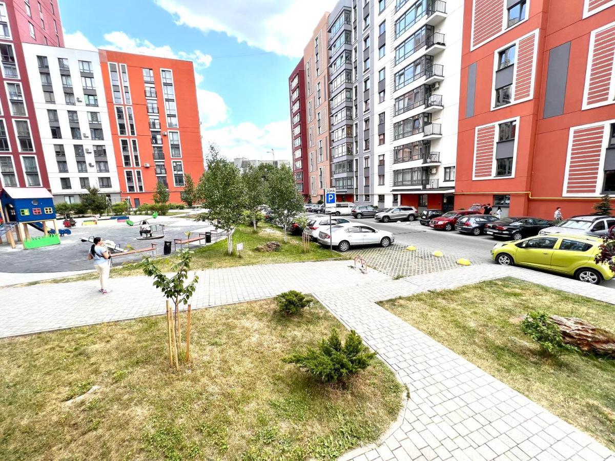 Osapart Cozy Apartment In A Complex Semycvit Lwów Zewnętrze zdjęcie