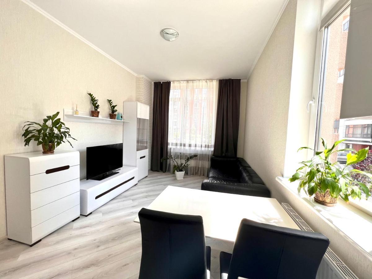Osapart Cozy Apartment In A Complex Semycvit Lwów Zewnętrze zdjęcie