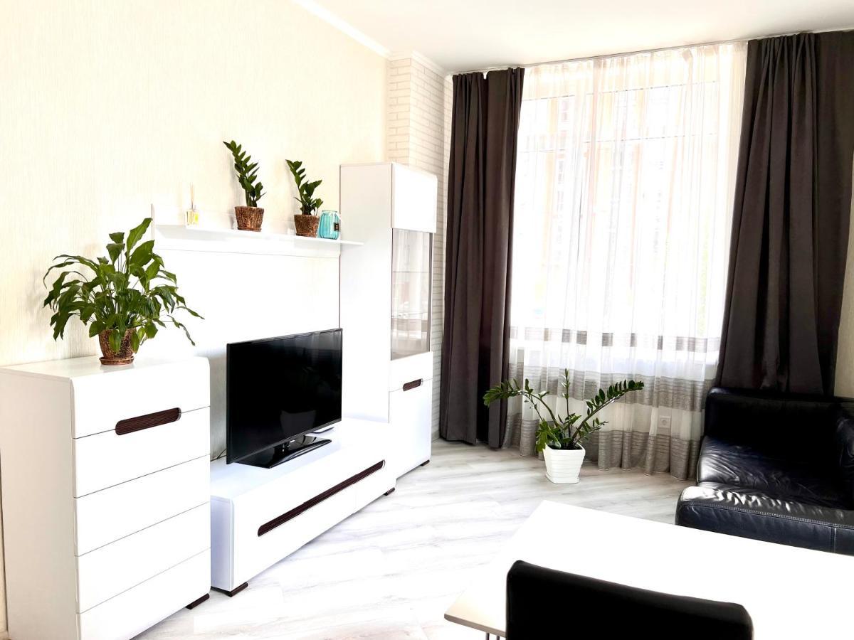 Osapart Cozy Apartment In A Complex Semycvit Lwów Zewnętrze zdjęcie