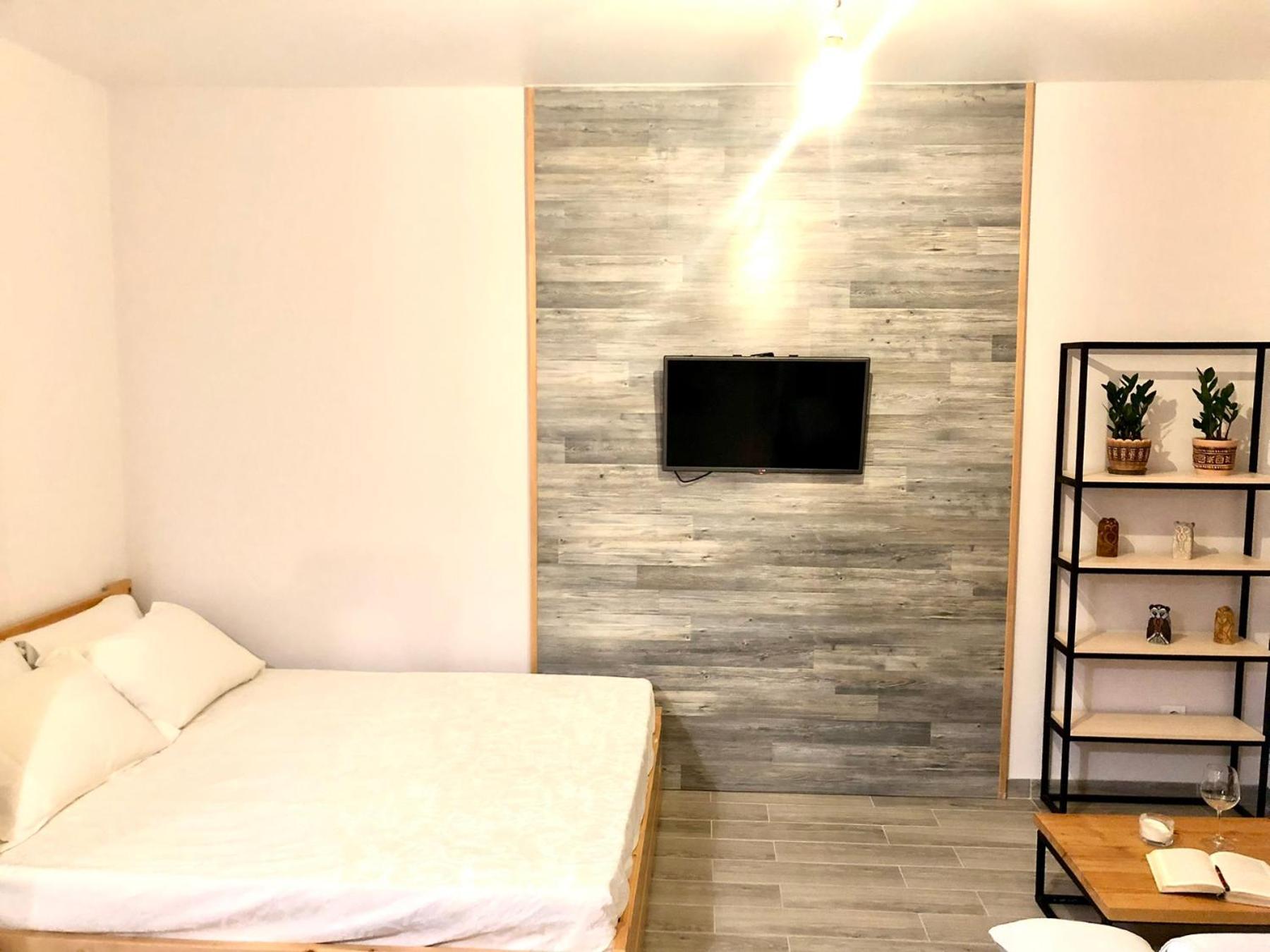 Osapart Cozy Apartment In A Complex Semycvit Lwów Zewnętrze zdjęcie